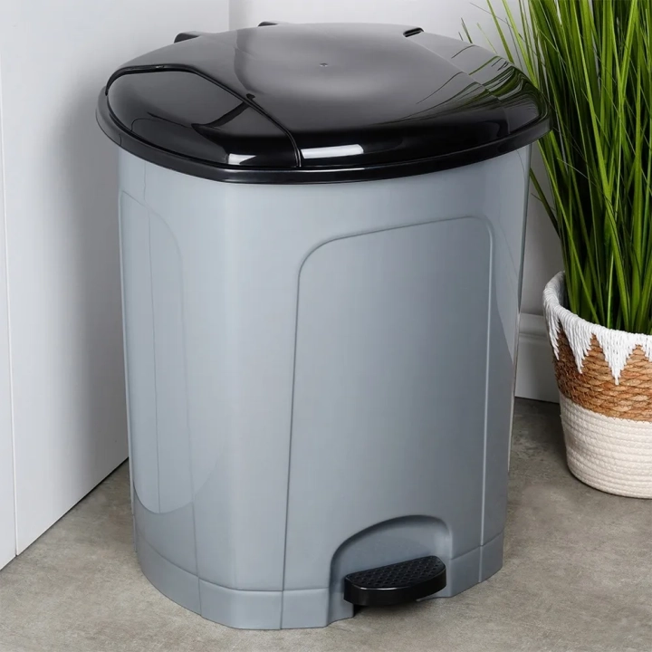 Kosz na śmieci z pedałem plastikowy szary 50 l