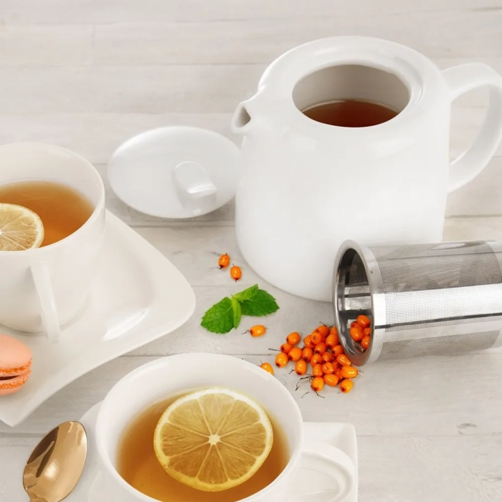 Dzbanek z zaparzaczem do herbaty porcelanowy 650 ml