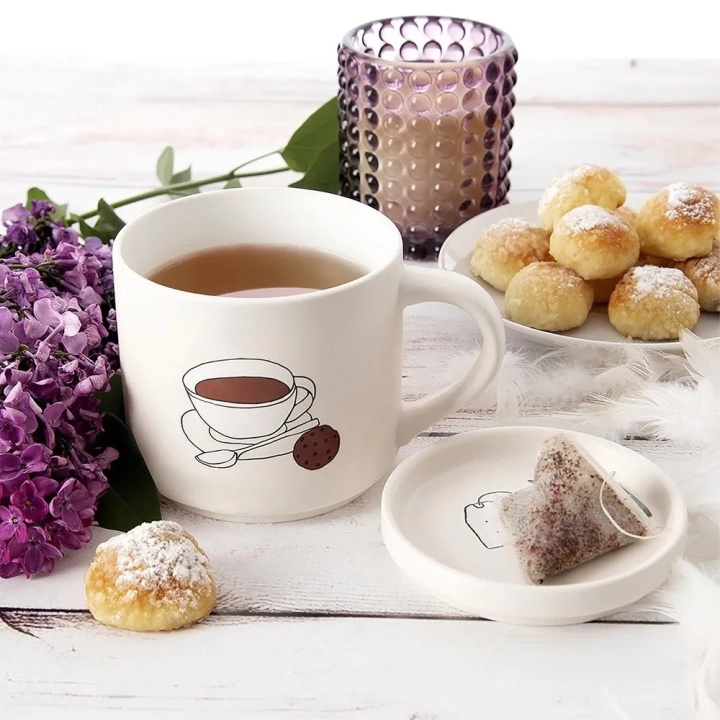 Kubek z pokrywką porcelanowy 420 ml