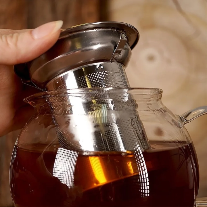 Dzbanek z zaparzaczem do herbaty szklany żaroodporny 800 ml