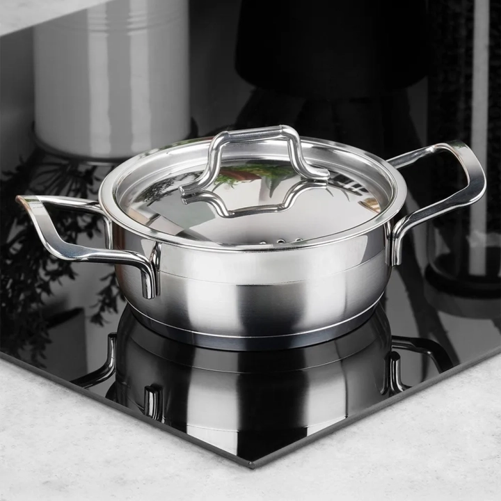Garnek stalowy z pokrywką ANETT 14 cm, 700 ml