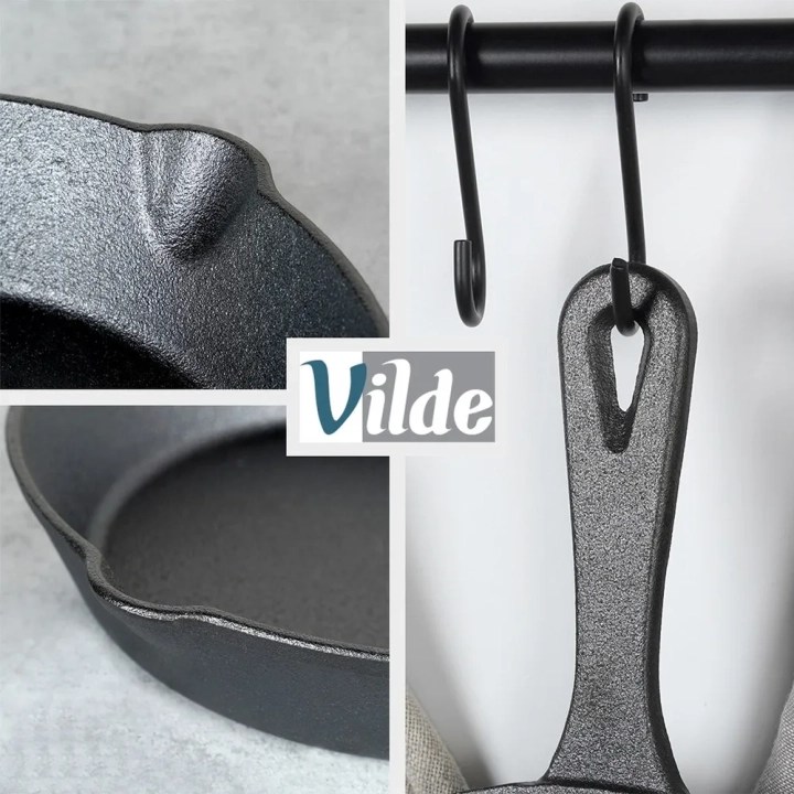 Patelnia żeliwna z silikonową nakładką CAST LINE 30 cm