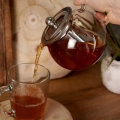 Dzbanek z zaparzaczem do herbaty szklany żaroodporny 800 ml