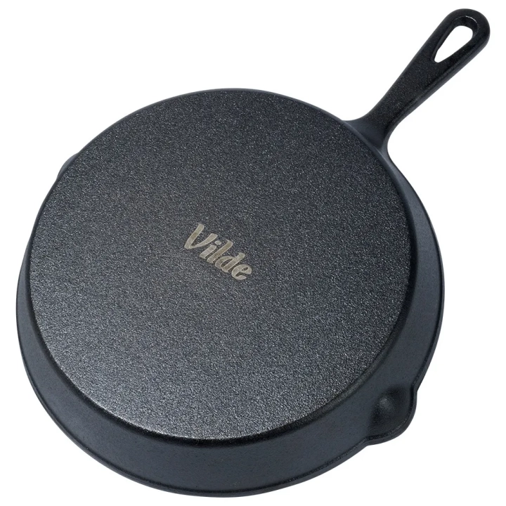 Patelnia żeliwna z silikonową nakładką CAST LINE 25 cm