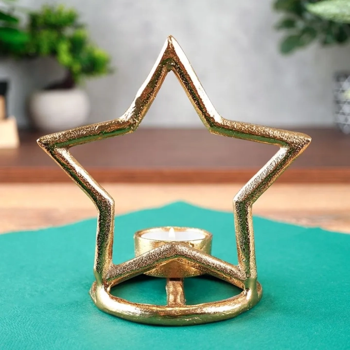 Świecznik aluminiowy złoty gwiazda 15,5 cm