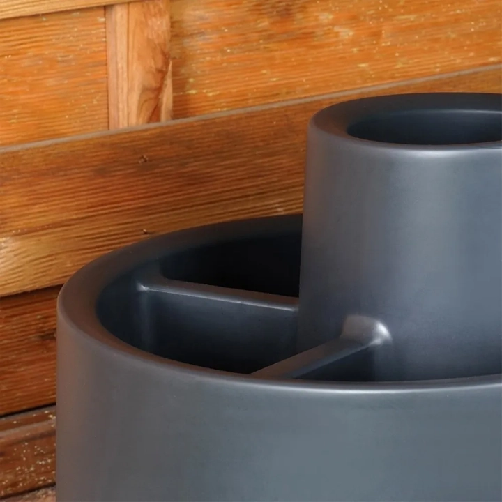 Kwietnik ogrodowy plastikowy czarny spiralny 53x43,5x32,5 cm