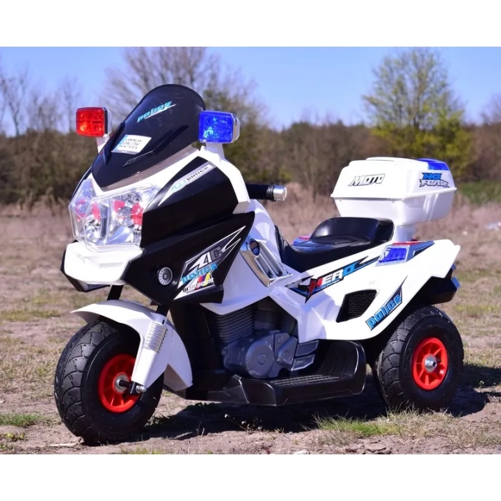 MEGA WIELKI MOTOR HERO Z DŹWIĘKAMI NA POMPOWANYCH KOŁACH NOWOŚĆ / 8815 12 V MEGA WIELKI MOTOR HERO Z DŹWIĘKAMI NA POMPOWANYCH KOŁACH NOWOŚĆ / 8815 12 V