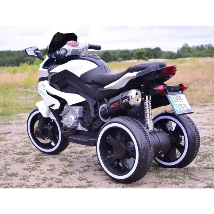 DUŻY MOTOR ŚCIGACZ STRONG 2 EXCLUSIVE, ŚWIECĄCE KOŁA/HLX2018