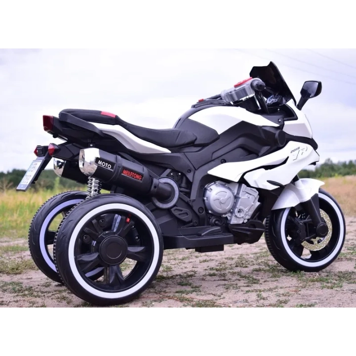 DUŻY MOTOR ŚCIGACZ STRONG 2 EXCLUSIVE, ŚWIECĄCE KOŁA/HLX2018