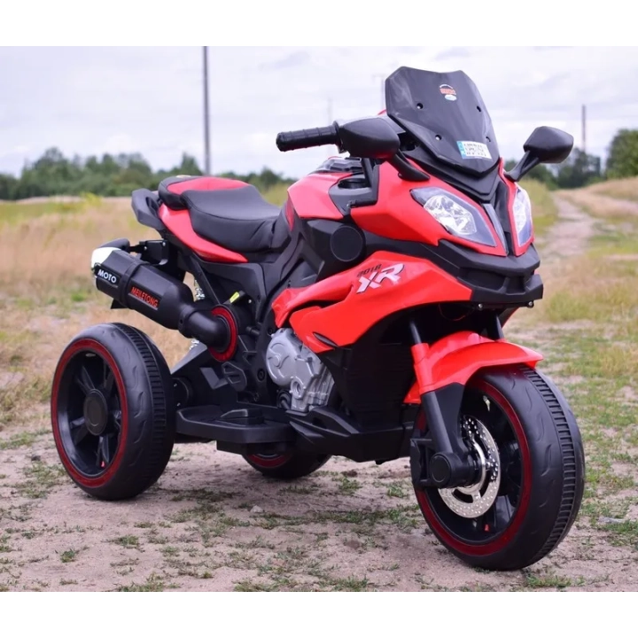 DUŻY MOTOR ŚCIGACZ STRONG 2 EXCLUSIVE, ŚWIECĄCE KOŁA/HLX2018
