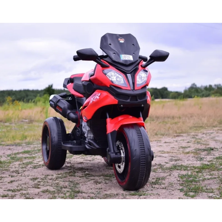 DUŻY MOTOR ŚCIGACZ STRONG 2 EXCLUSIVE, ŚWIECĄCE KOŁA/HLX2018