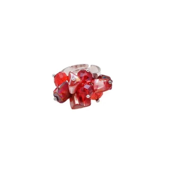 Pierścionek czerwień perłowa