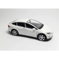 Model samochodu Tesla X90 1:32 biały miniatura elektrycznego auta z otwieranymi drzwiami