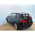 Model BMW X5 w skali 1:24 czarna kolekcjonerska miniatura luksusowego SUV-a