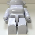 Miś Bearbrick 400% figurka do wnętrza 28cm biały designerska figurka kolekcjonerska do dekoracji salonu lub biura