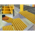 Stopnie schodowe przemysłowe z kraty FRP 270×1200×38mm odporne na korozję