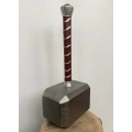 Młot Thora 1:1 Gumowy młot Mjolnir młot superbohatera do cosplayu, dekoracji lub zabawy