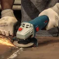 Szlifierka Bosch GWS 700 710W 127V niebieska mocna i niezawodna