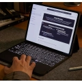 Etui na klawiaturę ESR 6B019 do iPada Pro 11'' 2024 QWERTZ, czarne, Powystawowy