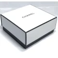 Zestaw torba i pudełko Chanel biały 145x145mm z czarnym sznurkowym uchwytem
