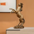 Złota statuetka Koń 295 mm, Złota statuetka Konia, Koń na piętach