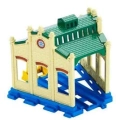 Tomek & Friends Fisher Price zajezdnia kolejka CDV12