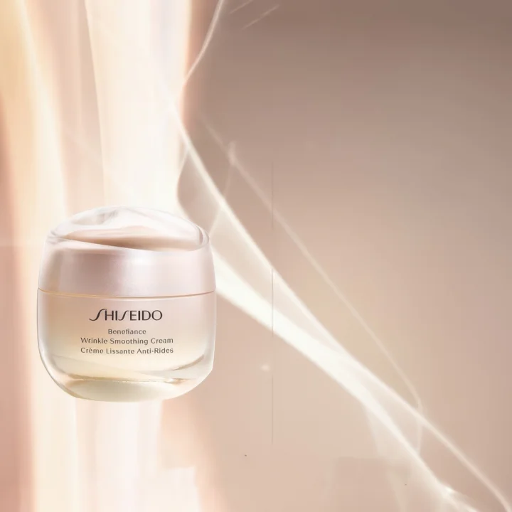 Krem Wrinkle Smoothing Cream 50 ml przeciwzmarszczkowy efekt wygładzenia i intensywnego nawilżenia