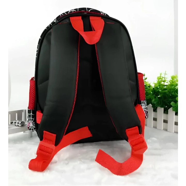 Plecak do przedszkola Spiderman 29 cm lekki i wygodny plecak z motywem superbohatera