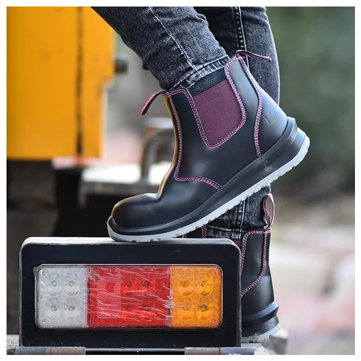 Buty robocze Safeyear 8025FM SBP wodoodporne z kompozytowym noskiem CE r.42