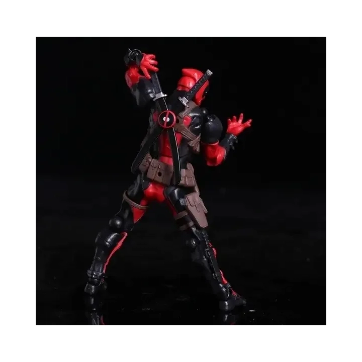 Figurka ruchoma DeadPool 15cm zestaw akcesoria ruchoma figurka z bronią i dodatkami, kolekcjonerska zabawka