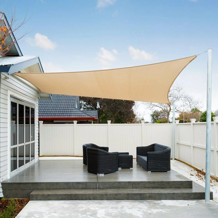 Żagiel przeciwsłoneczny wodoodporny AXT SHADE 2.5x4.5 m prostokątny piaskowy