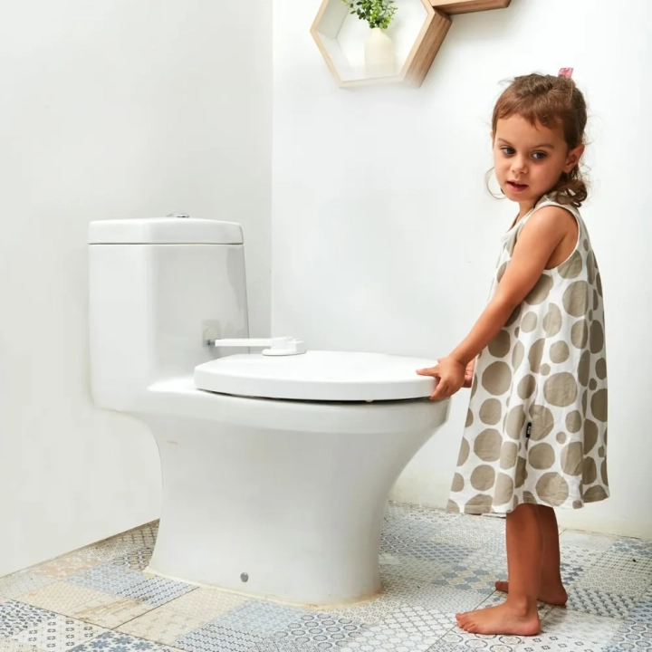 ZABEZPIECZWNIE TOALETY BLOKADA PRZED OTWARCIEM DESKI WC TOALETOWEJ NICEKIDS
