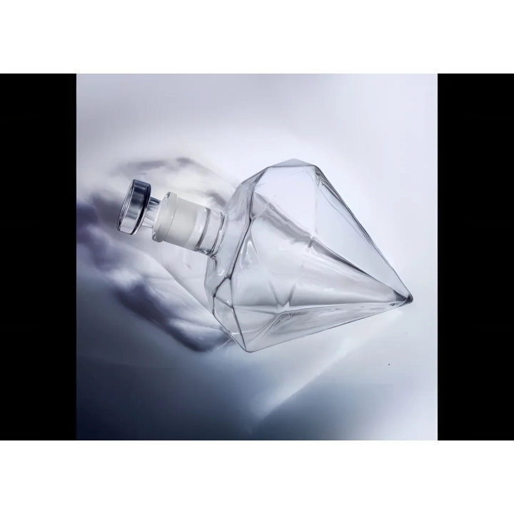 Karafka diamentowa RESTEQ 1L do whisky i alkoholi, elegancka forma