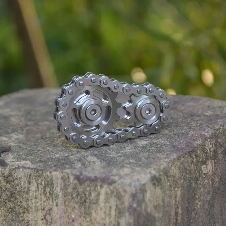Fidget Spinner Koło Łańcuchowe Koło Zamachowe antystresowa zabawka z łożyskiem metalowa konstrukcja i płynny ruch