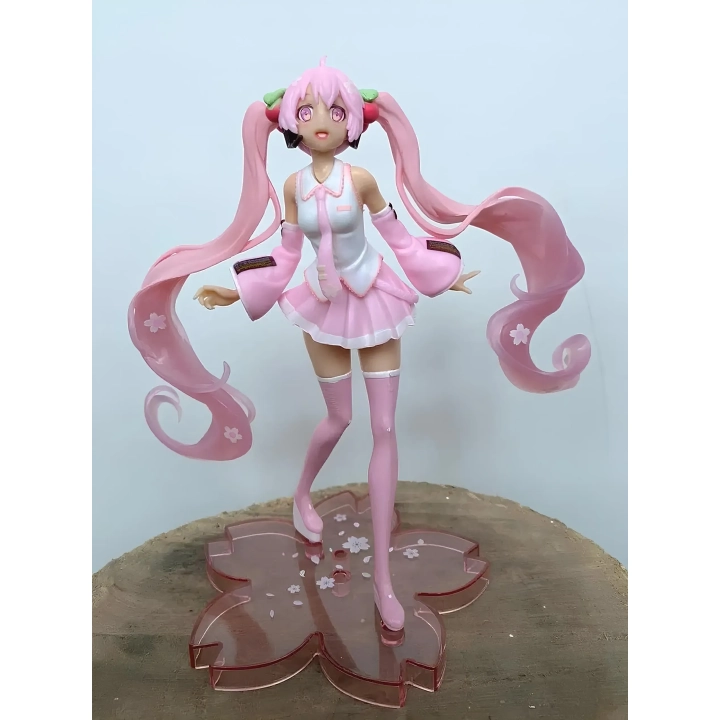 Figurka anime Miku Hatsune Sakura 15 cm kolekcjonerska figurka japońskiej idolki w wersji sakura
