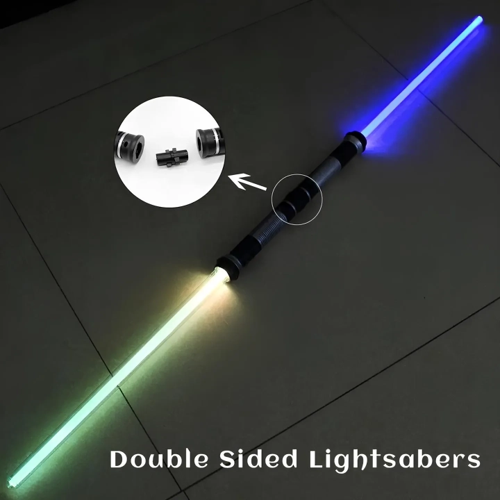 Zestaw LED mieczy Jedi STAR WARS 66cm 2 szt podświetlane miecze świetlne do zabawy i cosplayu fanów Gwiezdnych Wojen
